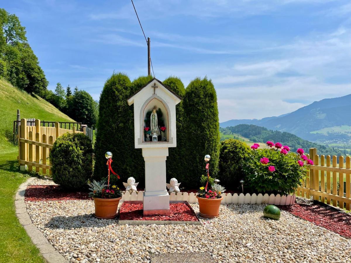 Haus Bodenwinkler Panzió Gröbming Kültér fotó