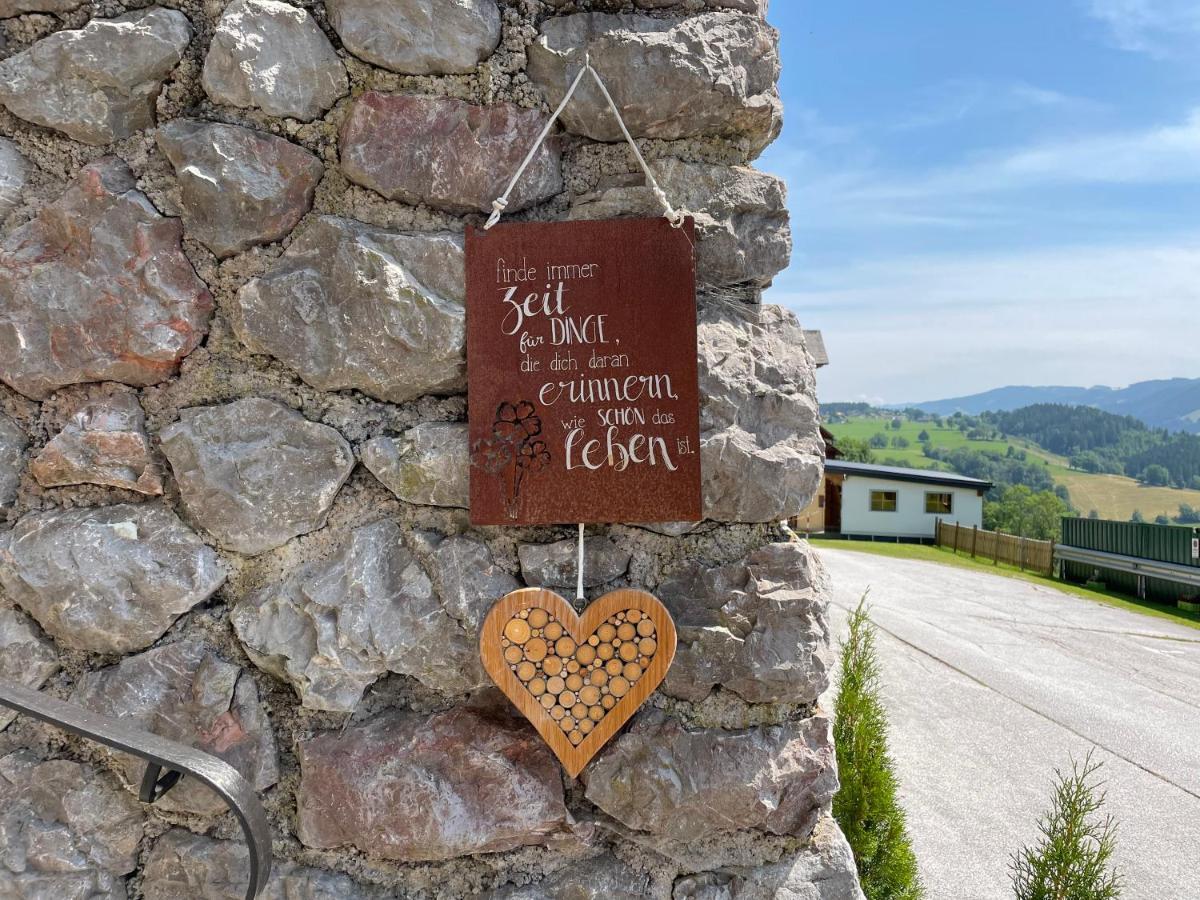 Haus Bodenwinkler Panzió Gröbming Kültér fotó