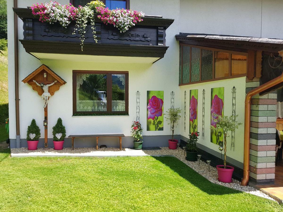 Haus Bodenwinkler Panzió Gröbming Kültér fotó